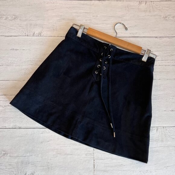 Abercrombie & Fitch Skirt Womens Size 2 Black Suede Boho Mini Lace Up Waist - Picture 1 of 16
